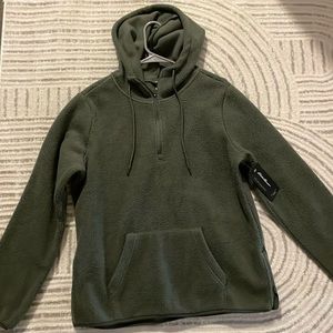 Eddie Bauer Rocky 1/4 Zip Hoodie.